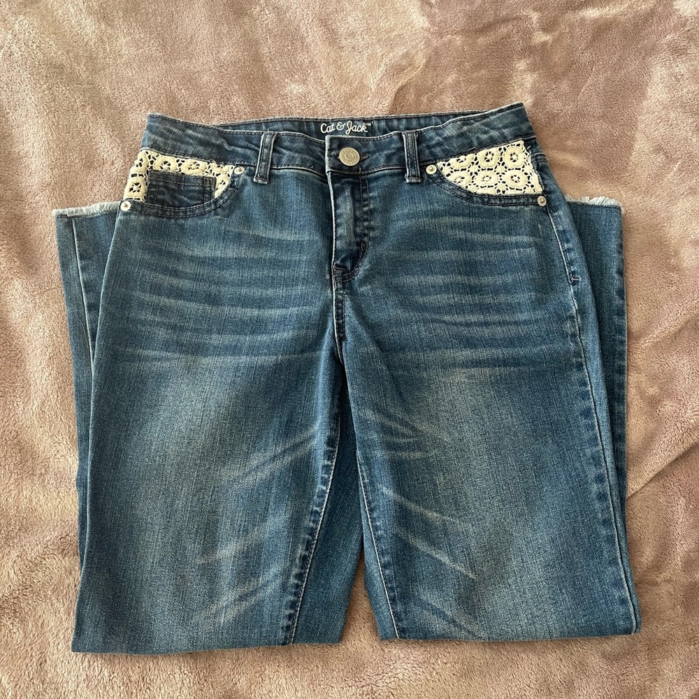 Cat & Jack Girls Jeans Crochet Design on Pockets. Sz 16